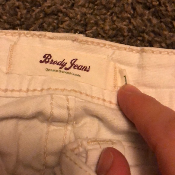 Capris - Picture 3 of 3